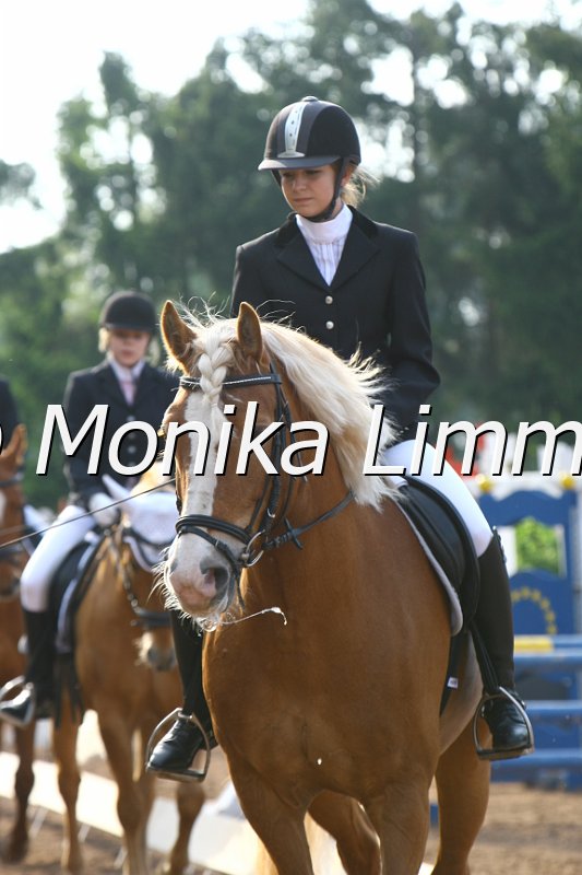 104M5011_Sissi_Dressur E.JPG